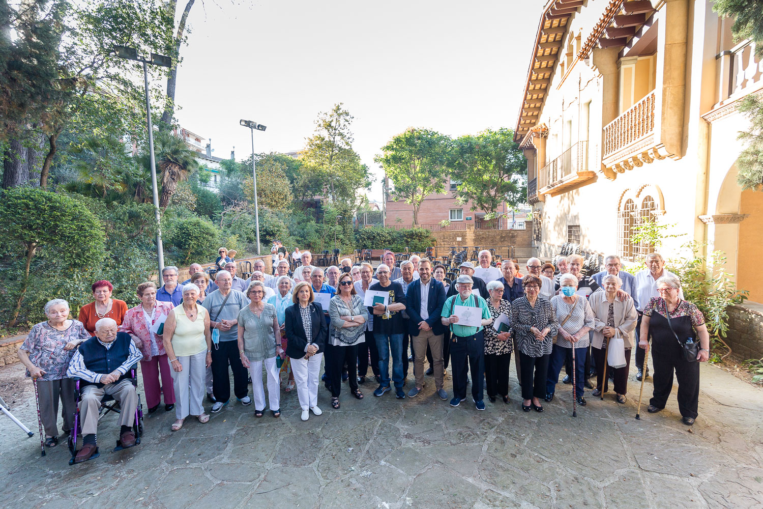 Els jardins de Ca n’Ortadó van acollir el primer dels actes d'enguany de reconeixement a les persones de 80 anys